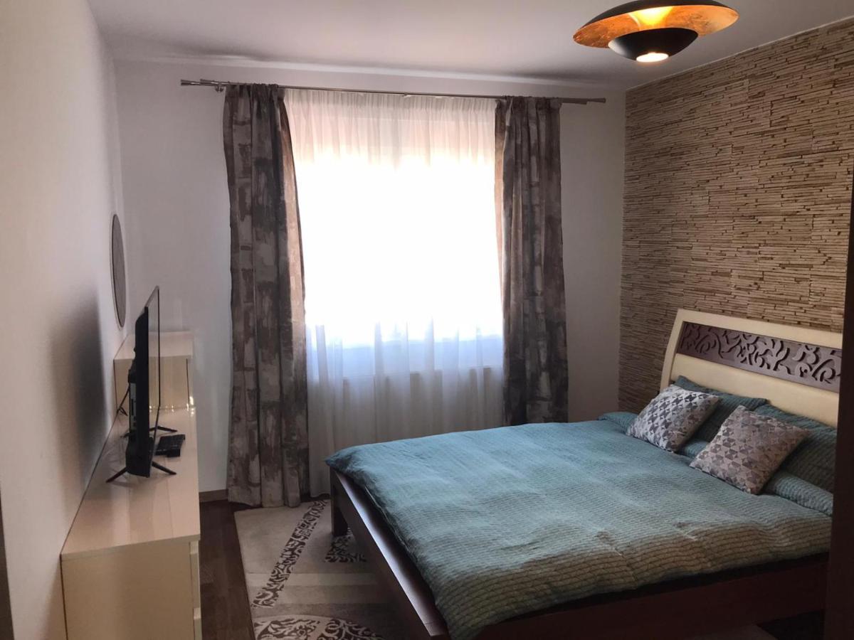 Mc Motilor Apartament Apartment อัลบายูเลีย ภายนอก รูปภาพ